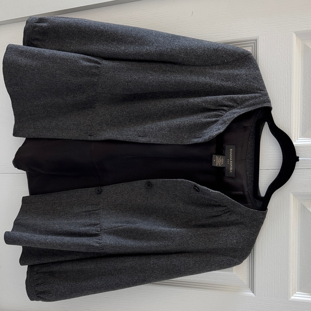 Banana Republic Gray Crop Top